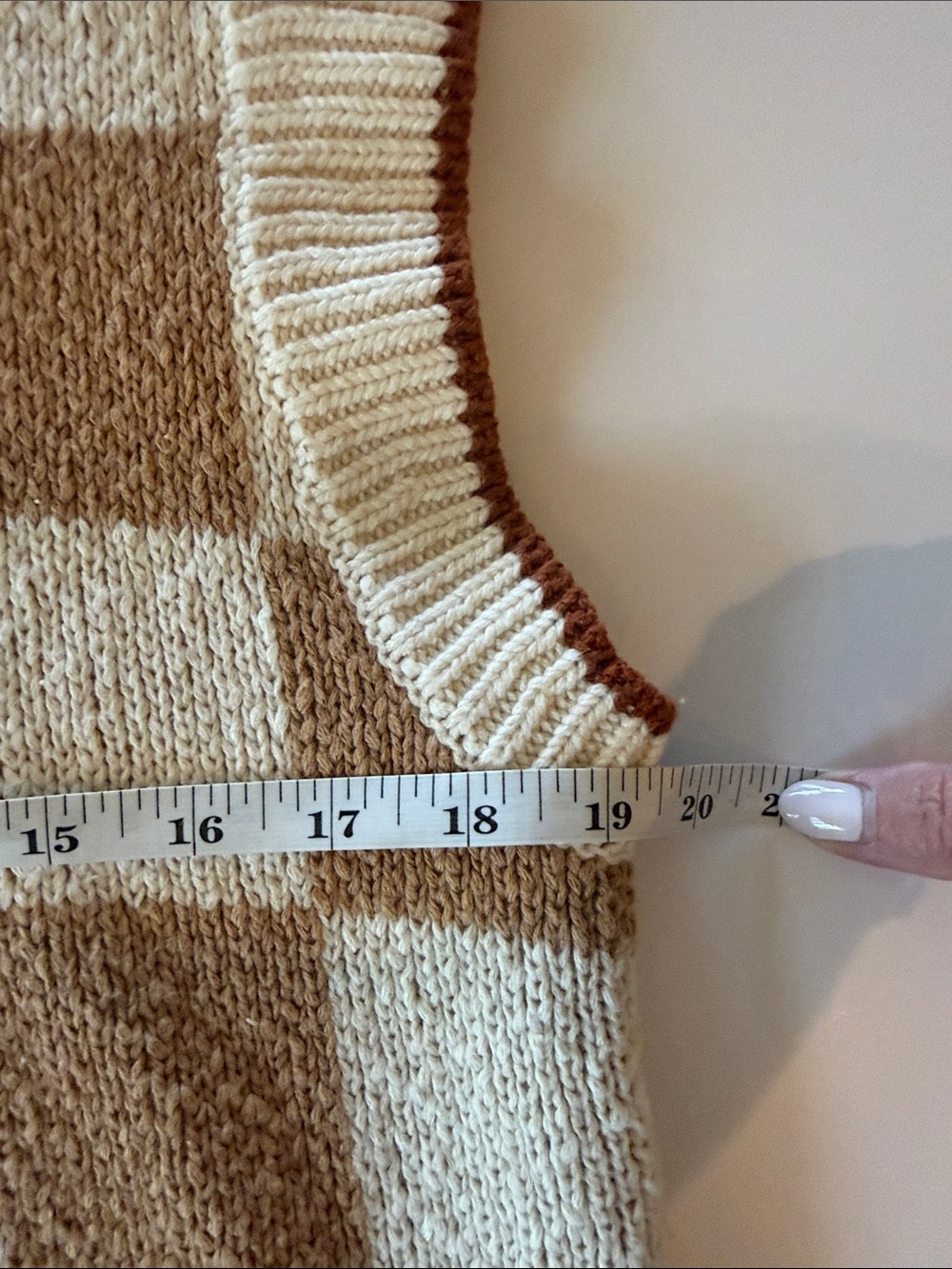 Anthropologie Maeve Checkerboard Knit Sweater Vest in Cream/Tan Size XS - Picture 8 of 13